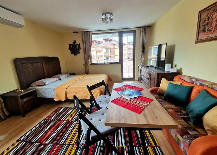 Mountain View Maggie Daire *